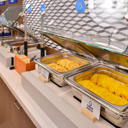 Holiday Inn Express & Suites - Brighton By Ihg Eksteriør billede