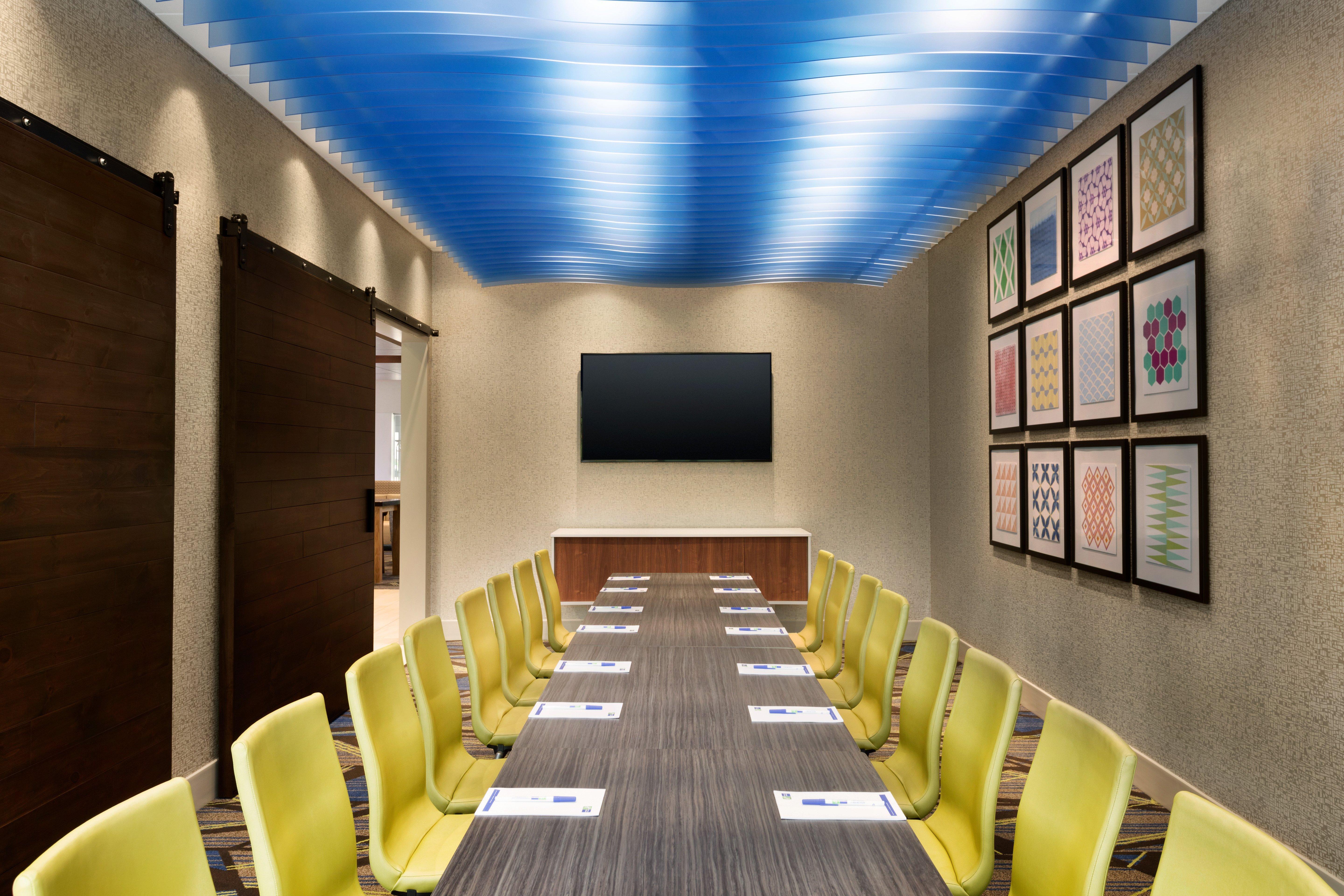 Holiday Inn Express & Suites - Brighton By Ihg Eksteriør billede