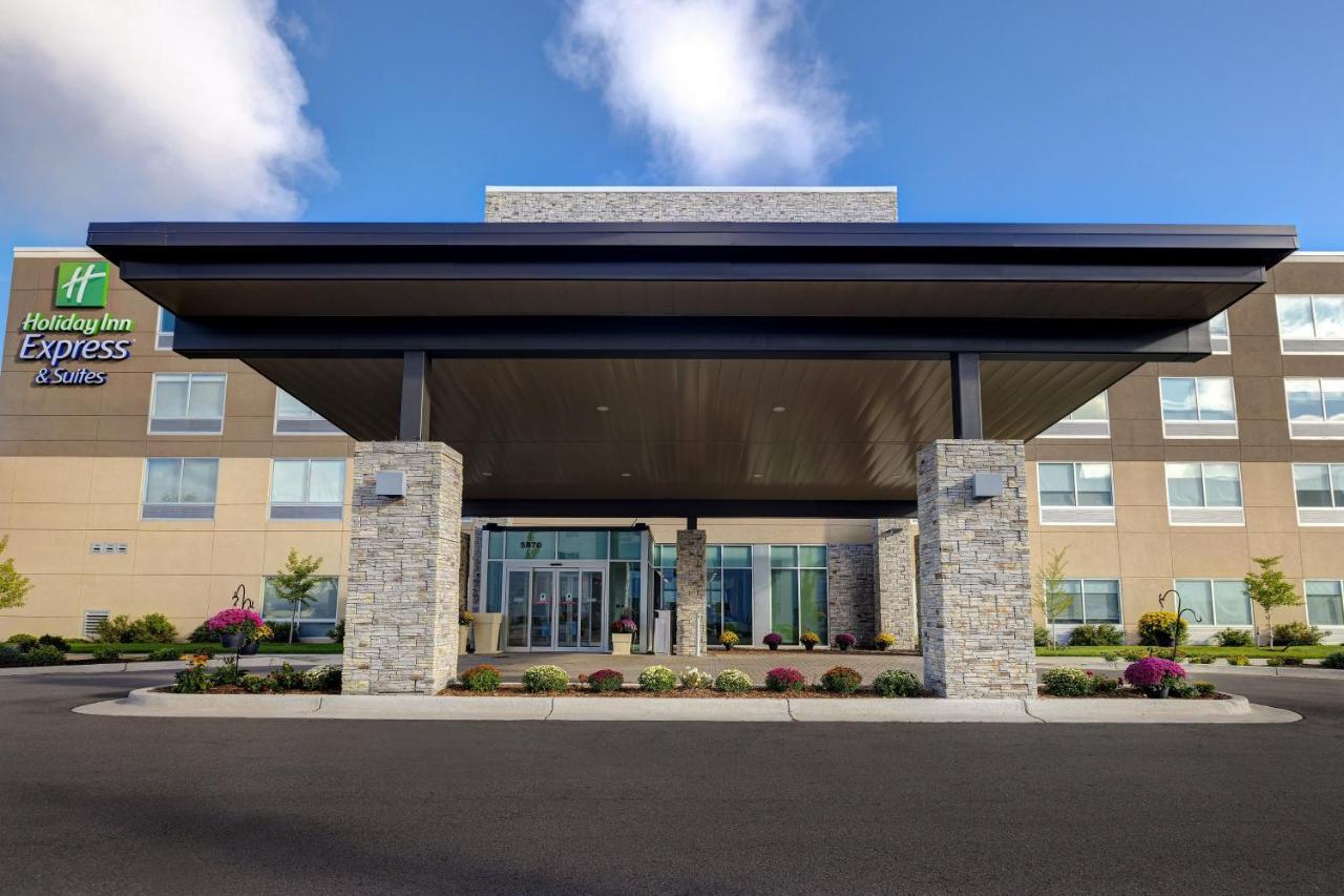 Holiday Inn Express & Suites - Brighton By Ihg Eksteriør billede