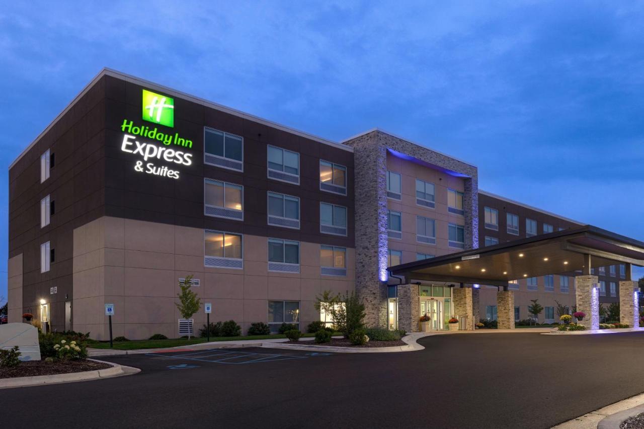 Holiday Inn Express & Suites - Brighton By Ihg Eksteriør billede