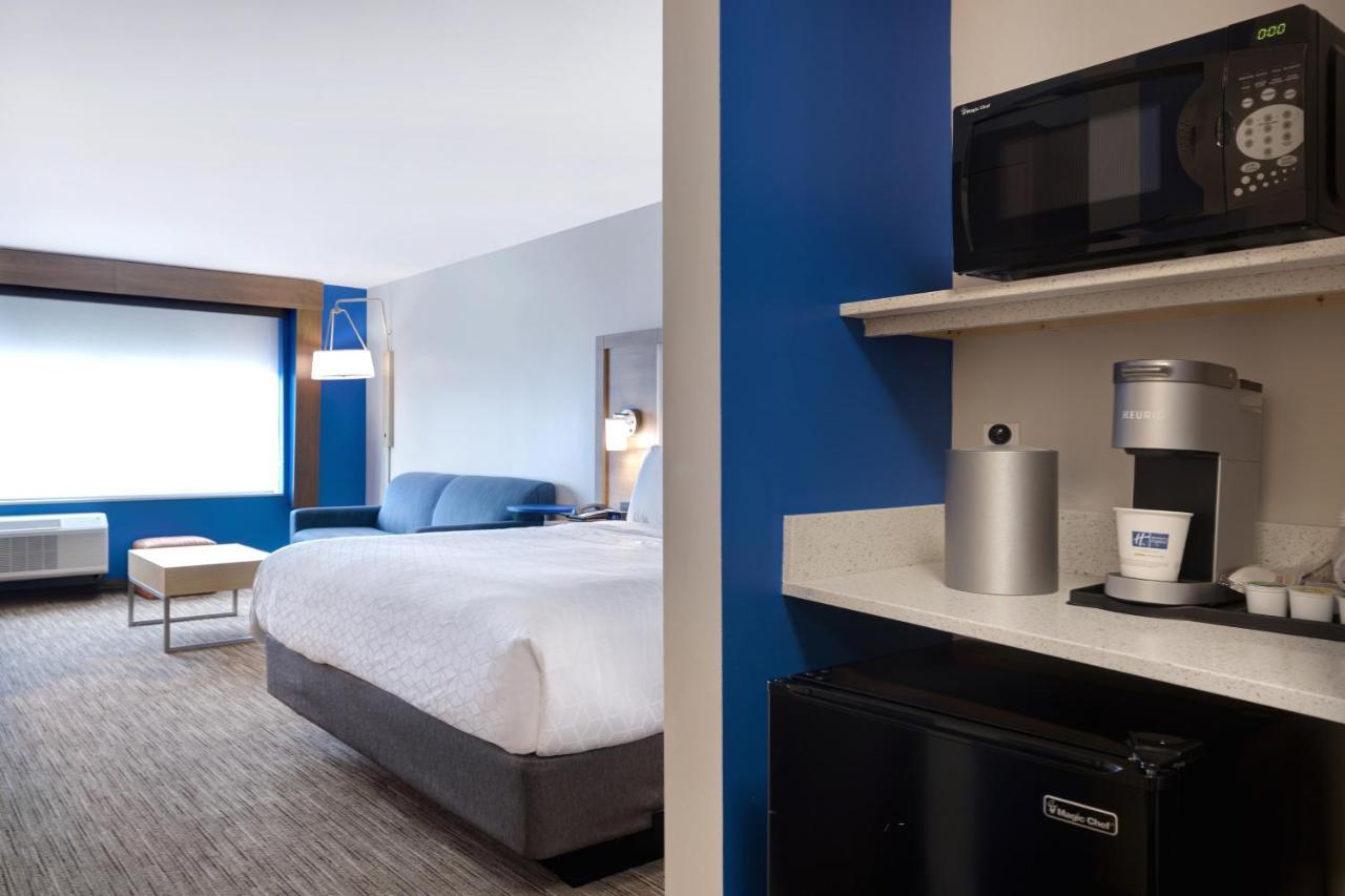 Holiday Inn Express & Suites - Brighton By Ihg Eksteriør billede