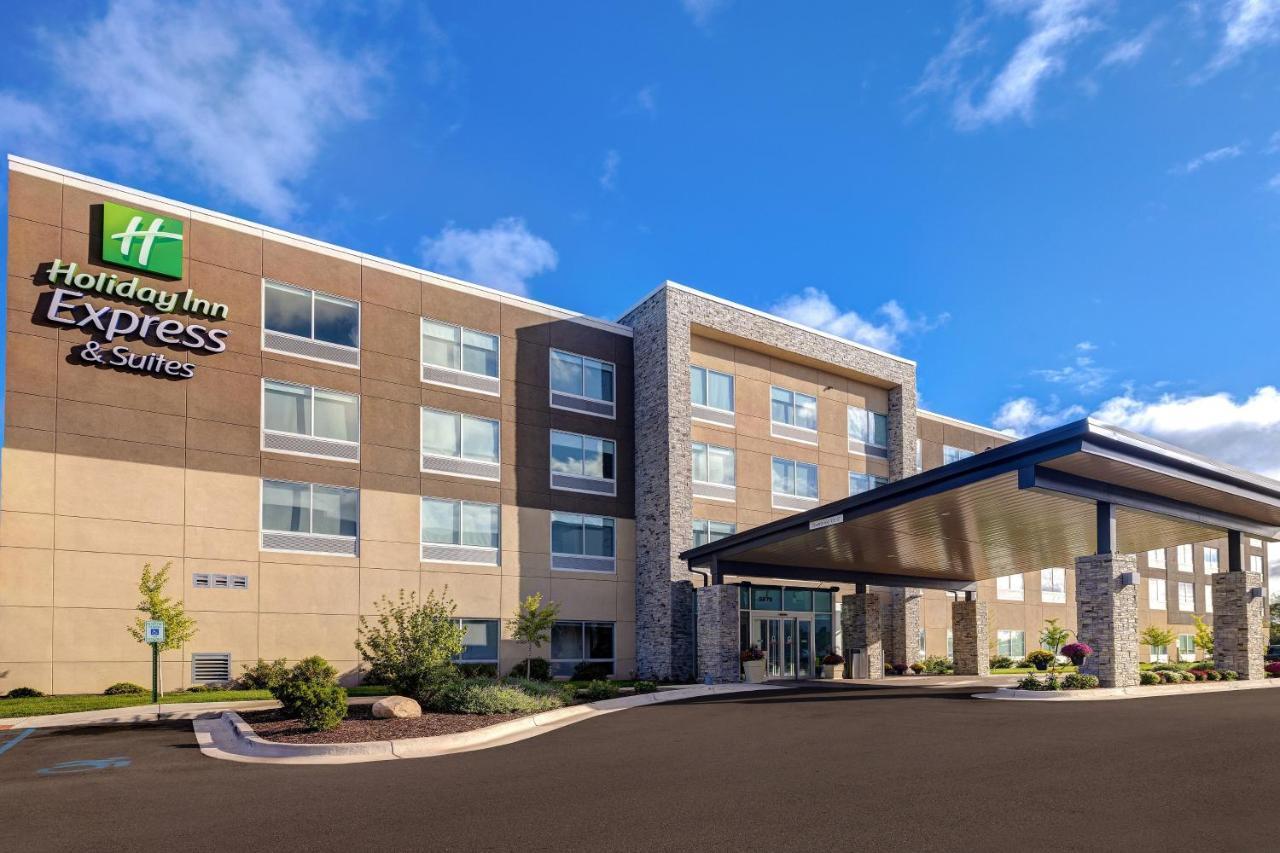 Holiday Inn Express & Suites - Brighton By Ihg Eksteriør billede