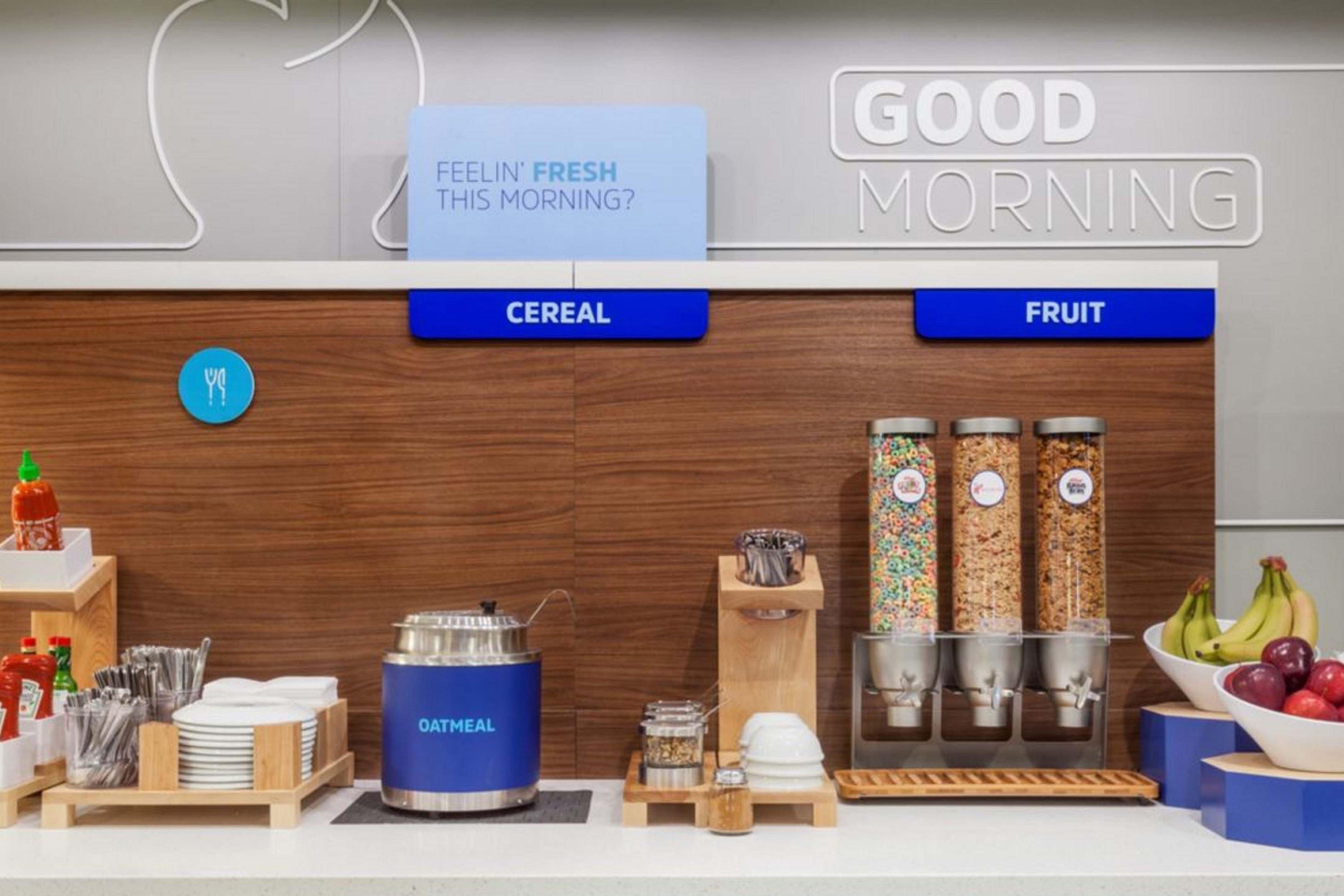 Holiday Inn Express & Suites - Brighton By Ihg Eksteriør billede